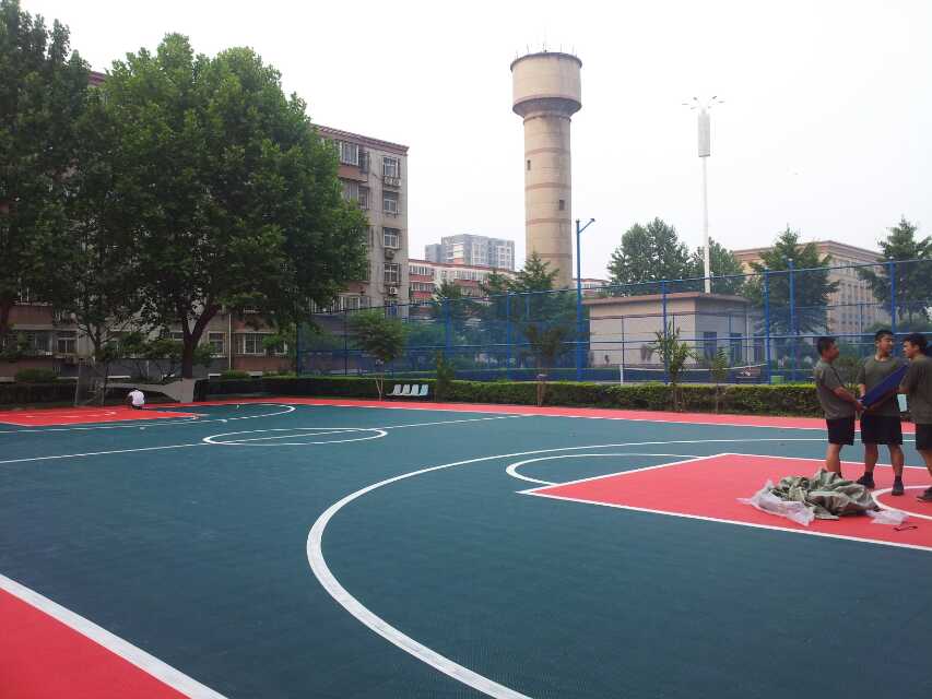 七十二师悬浮式拼装地板